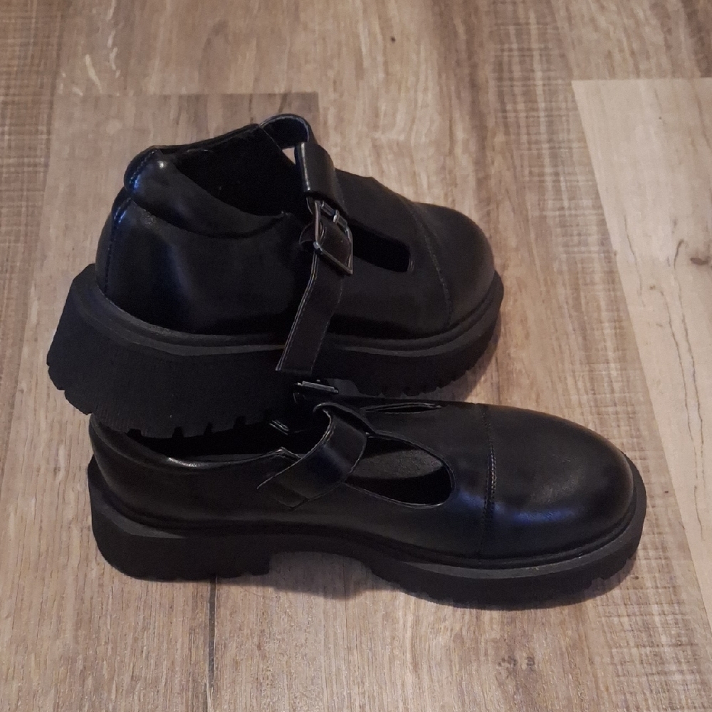 Mudd Black Platform Shoes